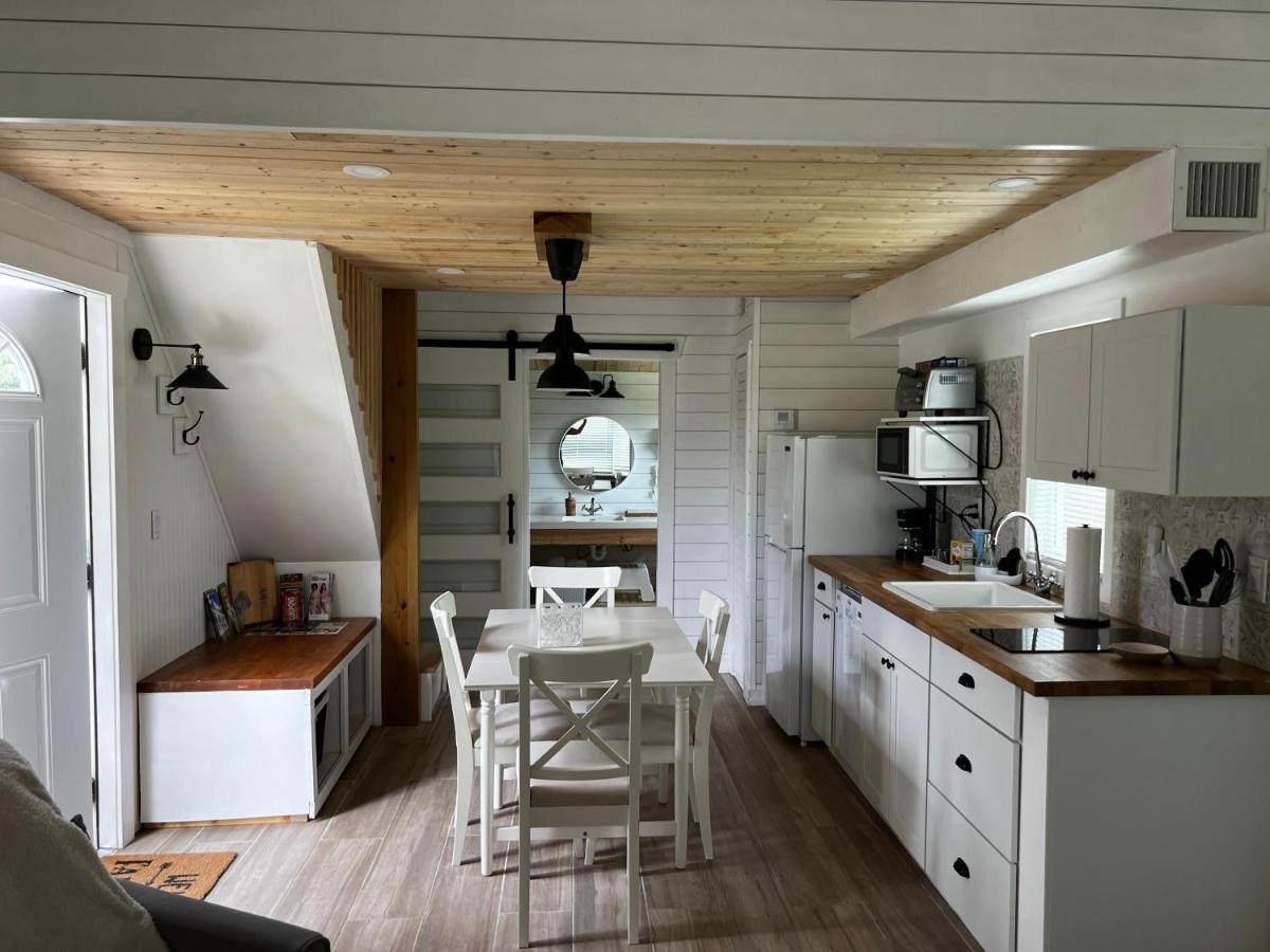 Pensjonat Maria'S Tiny Barn Homestead Zewnętrze zdjęcie