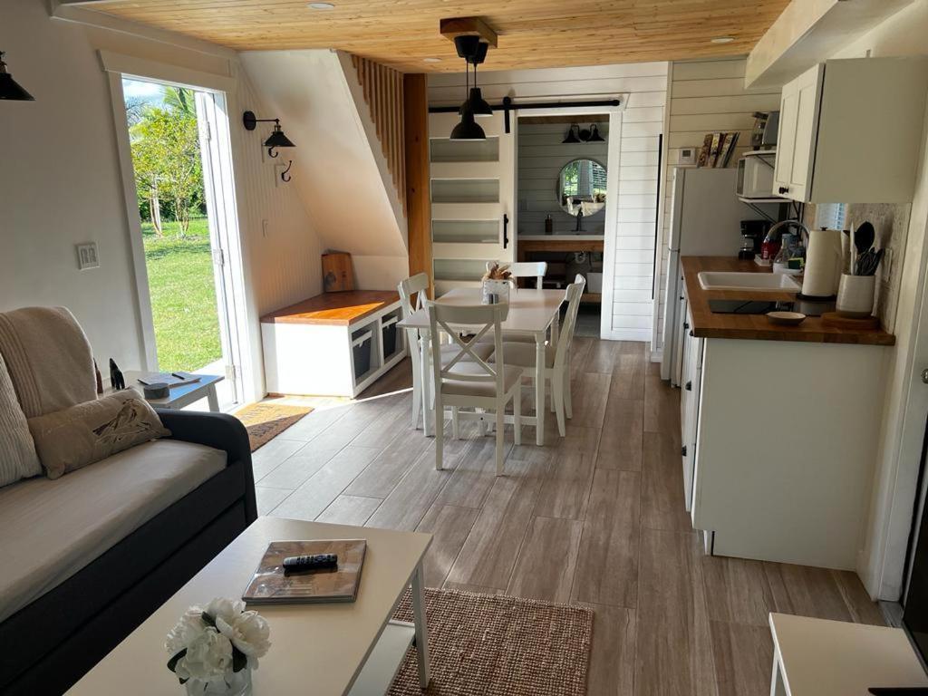 Pensjonat Maria'S Tiny Barn Homestead Zewnętrze zdjęcie